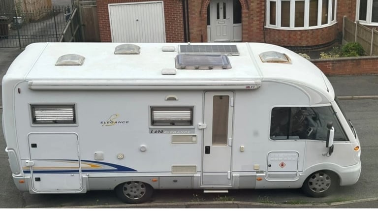 The burstner elegance 6.9 motorhome lovely condition  + £3000 of accessories 