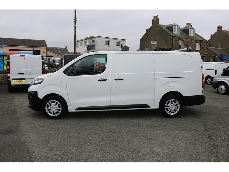 2019 VAUXHALL VIVARO LWB *NO VAT* NEW TIMING BELT EXCELLENT CONDITION transit