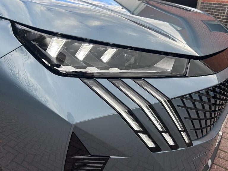2025 Peugeot 5008 1.2 Hybrid Gt Suv 5dr Petrol Hybrid E Dsc6 Euro 6 (s/s) (136 Ps) HATCHBACK Petr...