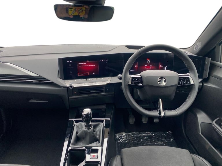 2025 Vauxhall Astra Astra 1.2 Turbo 130 Ultimate 5Dr Estate Estate Petrol Manual