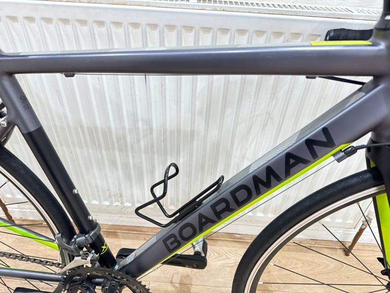 Boardman SLR 8.6 road bike in immaculate condition all fully working 