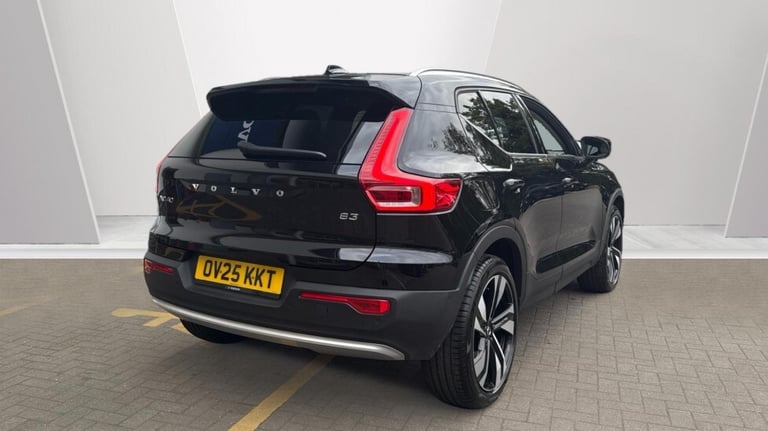 2025 Volvo XC40 Ultra, B3 Mild hybrid, Petrol, Bright Estate Petrol Automatic