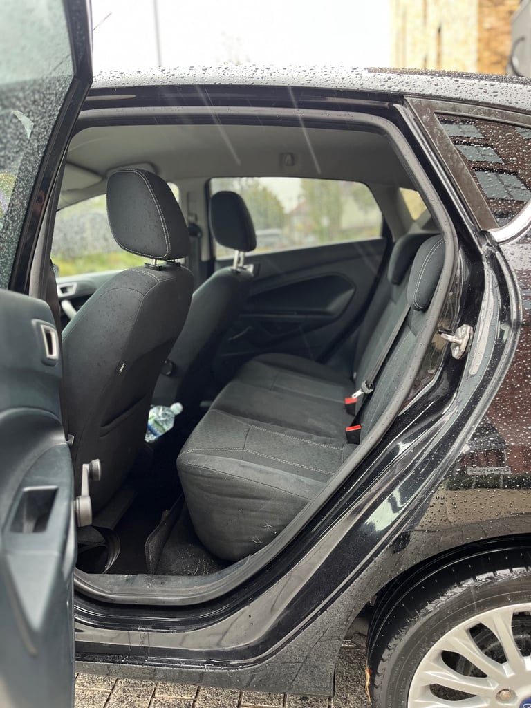 Ford, FIESTA, Hatchback, 2011, Manual, 1596 (cc), 5 doors