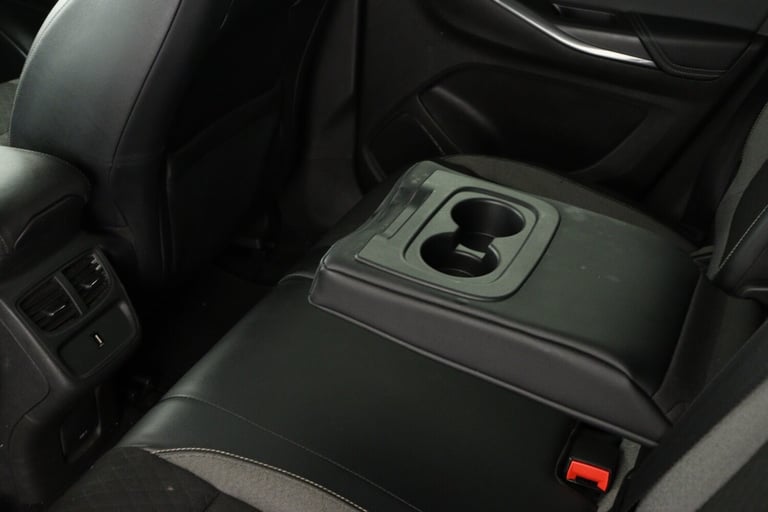 2018 Vauxhall Grandland X 1.2 Turbo Sport Nav 5dr Hatchback Petrol Manual