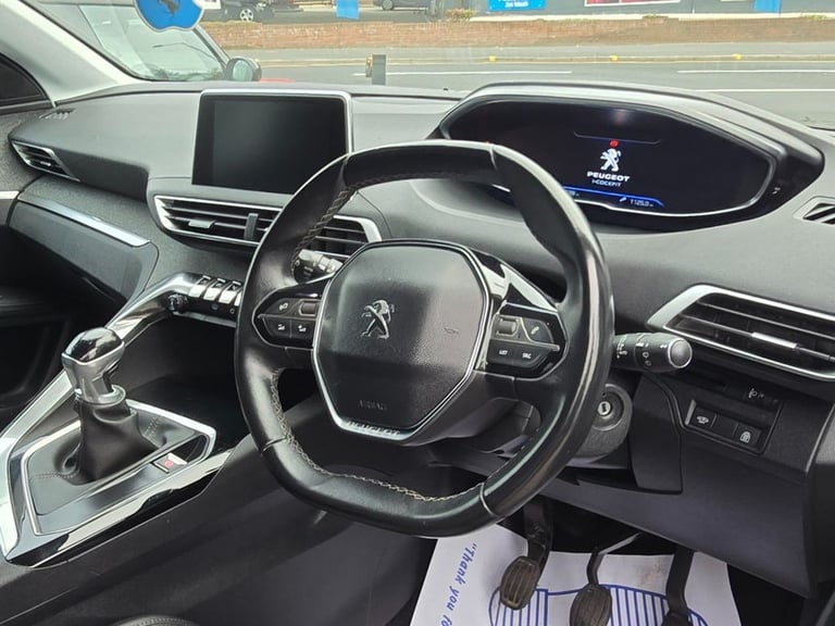 2018 Peugeot 3008 1.2 PureTech Allure SUV 5dr Petrol Manual Euro 6 (s/s) (130 ps) HATCHBACK Petro...