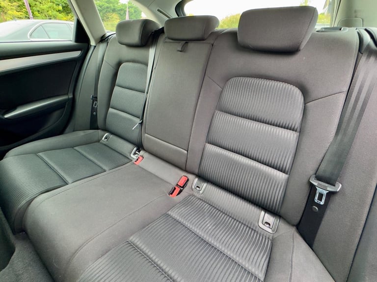 2010 Audi A4 Avant 2.0 TDI Executive SE Multitronic Euro 4 5dr ESTATE Diesel Automatic