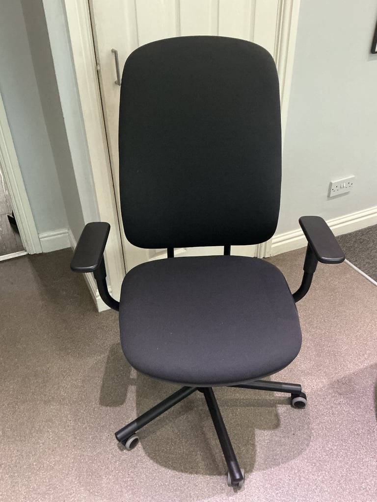 Ikea Smorkull Desk/Computer Office Chair