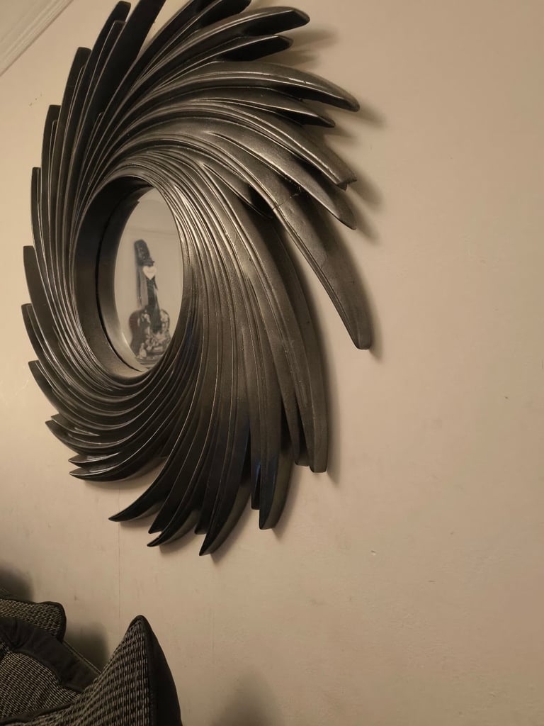 image for 🌀 Stunning Swirl Wall Mirror – Perfect Statement or Upcycling Piece 🪞