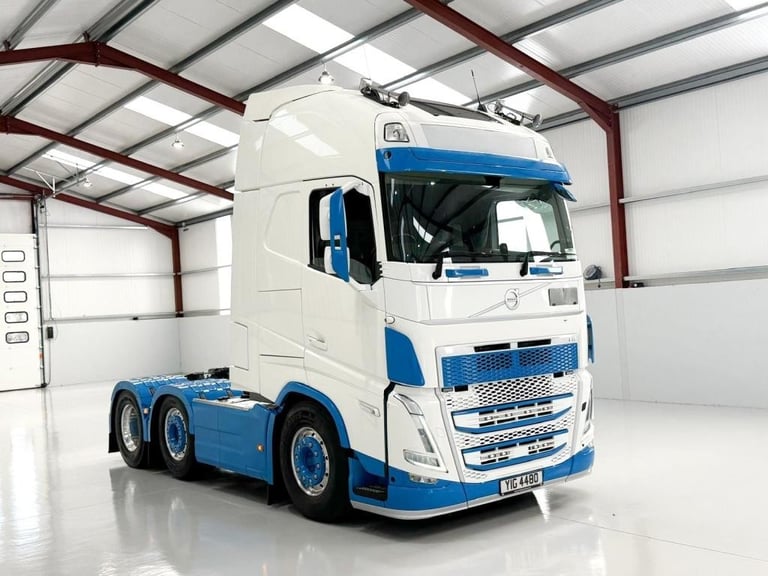 VolvoFH540,XL,SIDE SKIRTS ,AIR HORNS , FRONT AIR SUSP,TWIN FUEL TANKS 