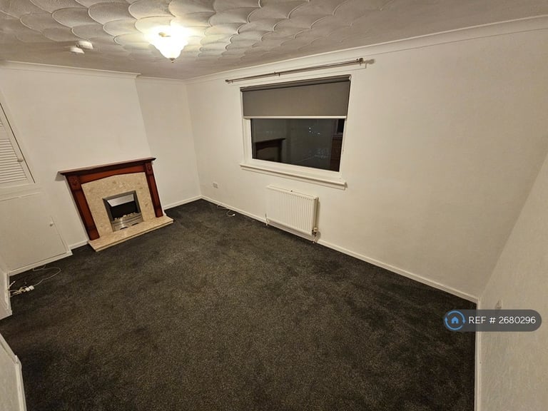 1 bedroom flat in Blackthorn Avenue, Kirkintilloch, G66 (1 bed) (#2680296)