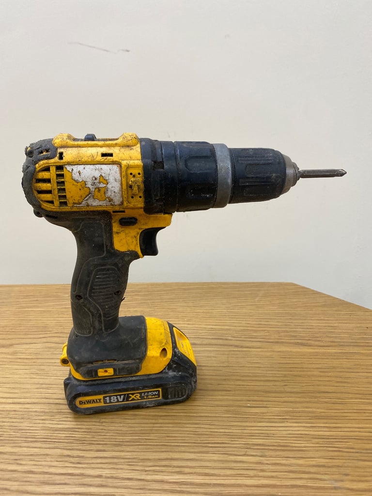 Dewalt 18V XR cordless drill 