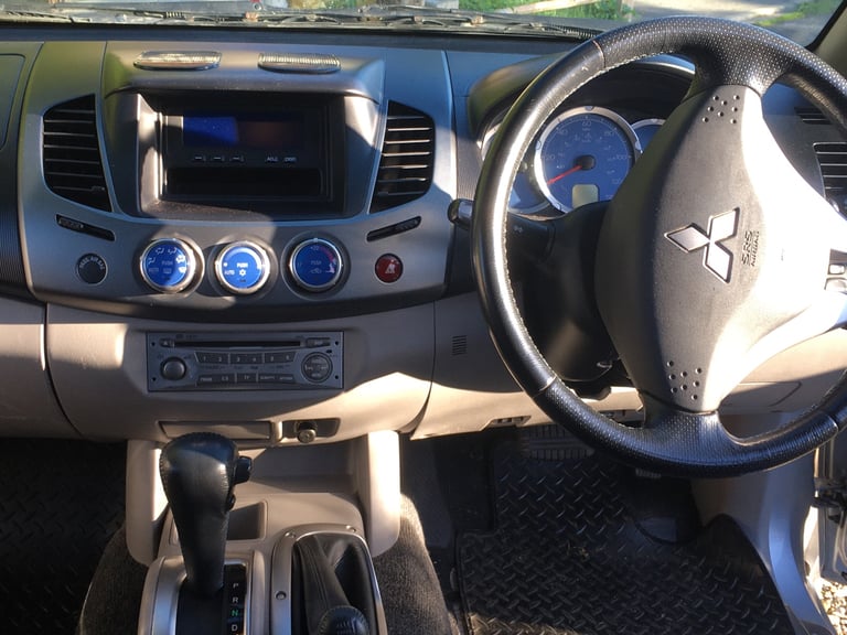MITSUBISHI L200 WARRIOR 
