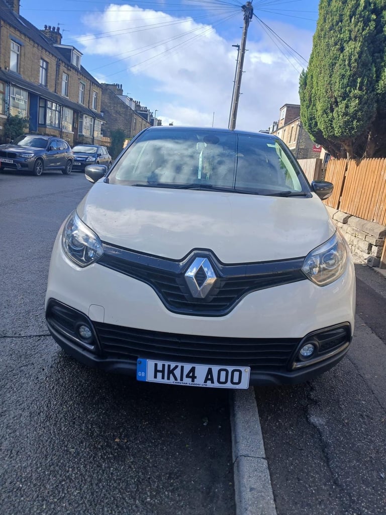 Renault, CAPTUR, Hatchback, 2014, Manual, 1461 (cc), 5 doors