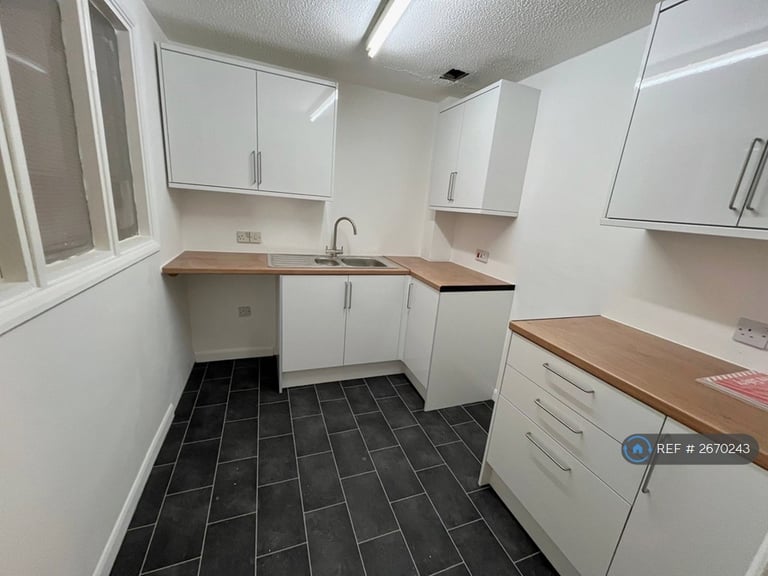 2 bedroom flat in Bevills Place, March, PE15 (2 bed) (#2670243)