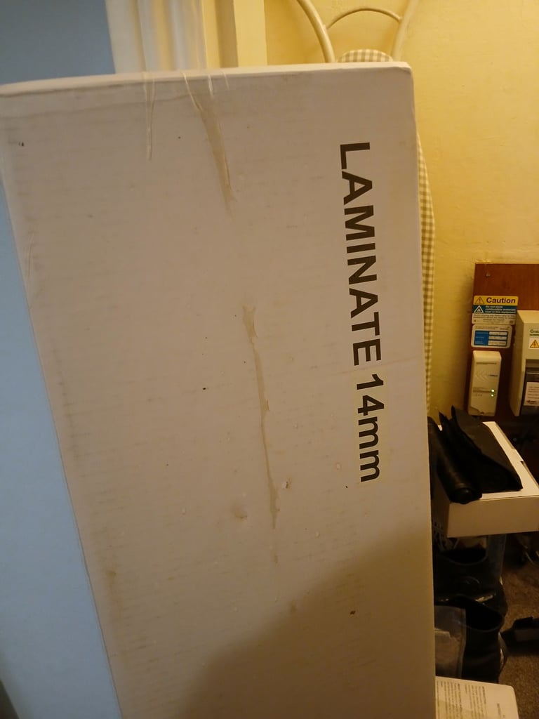 image for Laminate flooring, 4 packs, ca 7m²