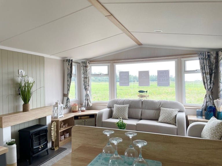 BRAND NEW STATIC CARAVAN FOR SALE AT BROADLAND SANDS HOLIDAY PARK - 11.5 MONTH OWNER SEASON