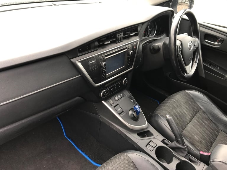 2015 Toyota Auris 1.8 VVT-h Excel Touring Sports CVT Euro 5 (s/s) 5dr ESTATE Petrol/Electric Hybr...