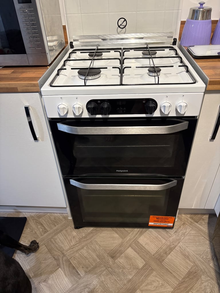 image for 60cm Hotpoint dual fuel cooker 