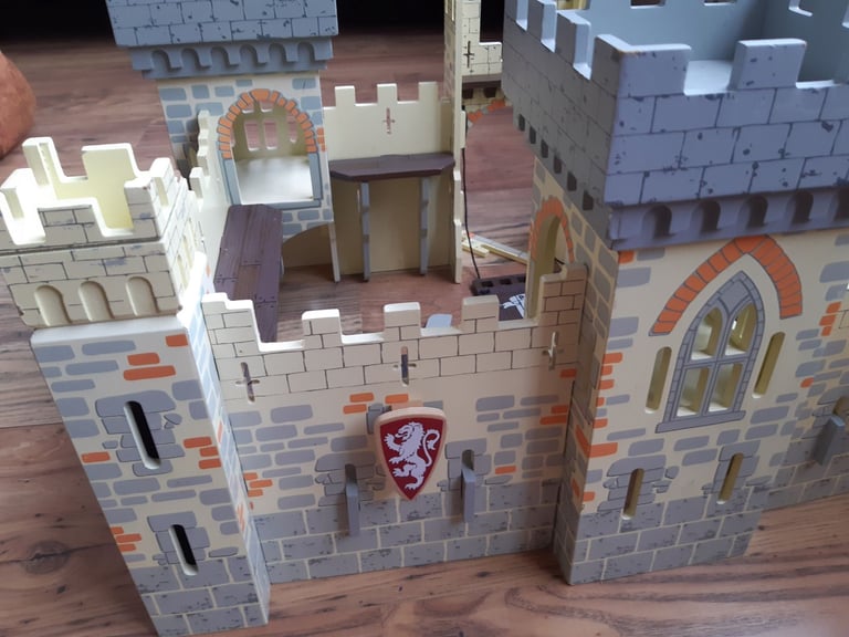 Papo Toy Weapon Master Castle