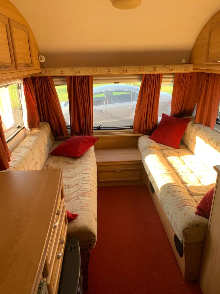 2005 caravan 
