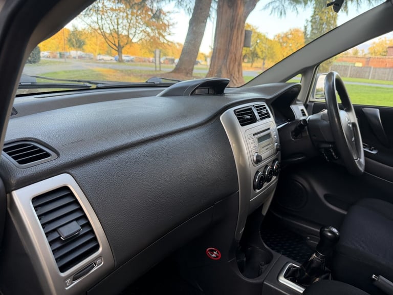 SUZUKI LIANA 1.6 GLX 2004