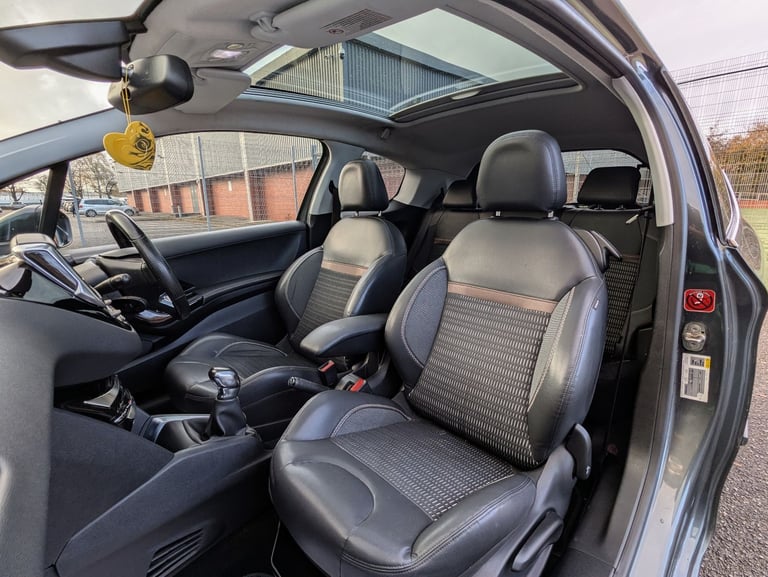 2013 Peugeot Intuitive, 208 VTI, 1.2 Petrol, 3dr, Manual