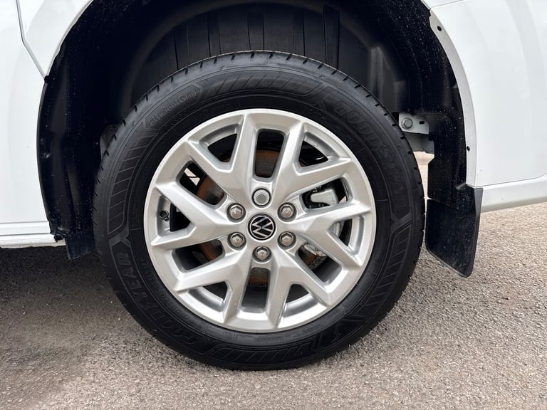  Volkswagen Transporter Panel Van 2.0 Tdi T32 Commerce Plus Panel Van 5dr