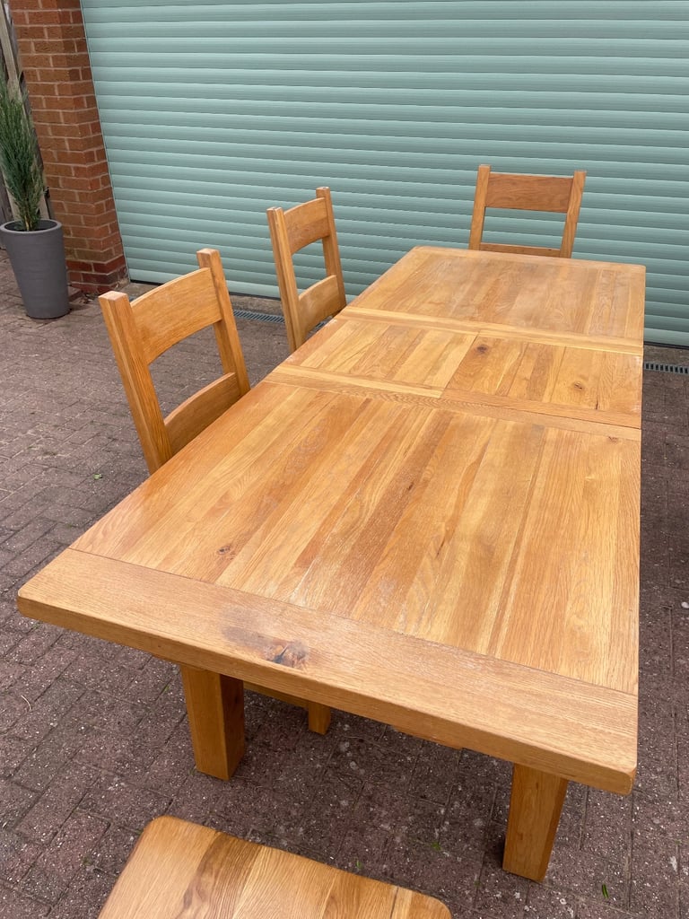 Solid Oak 6 Seater Extendable Dining Set