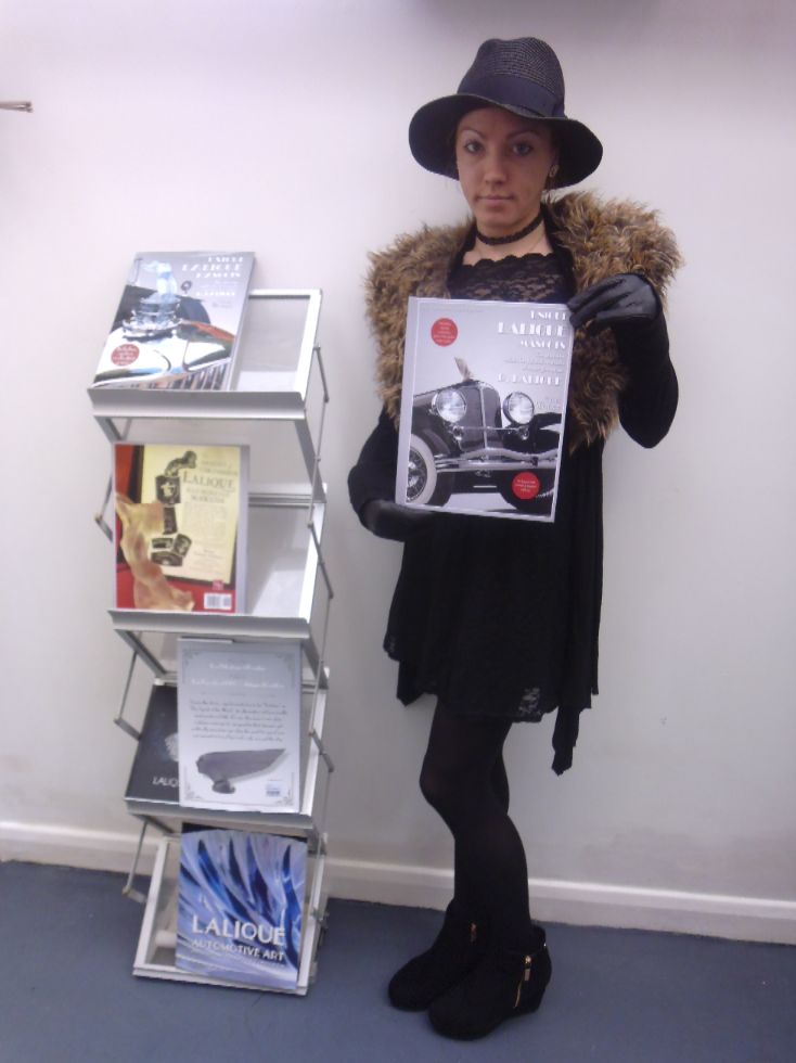 A NON-PROFESSIONAL FEMALE MODEL required for A BOOK PROMOTION