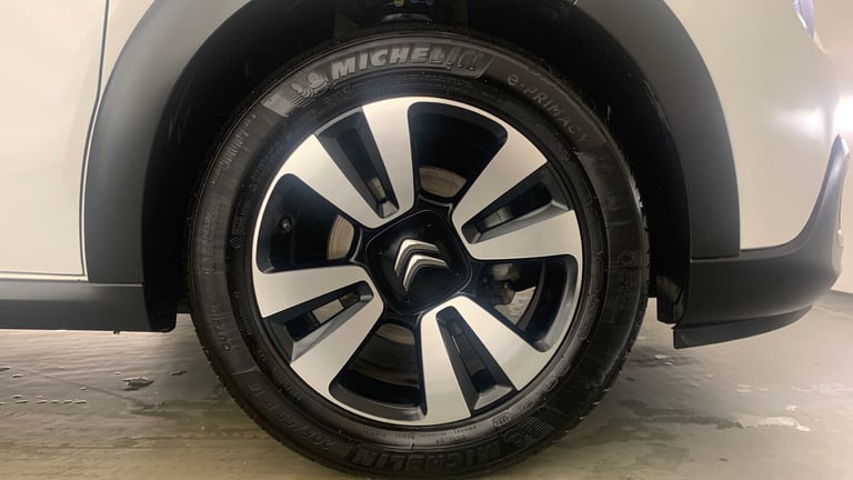 2024 Citroen C3 1.2 PureTech PLUS Hatchback 5dr Petrol EAT6 Euro 6 (s/s) (110 ps) Hatchback Petro...