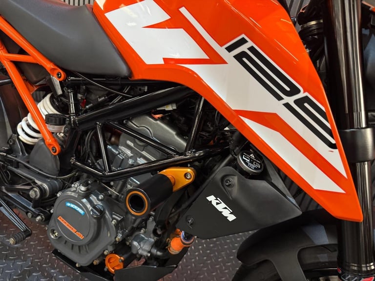 2020 KTM 125 Duke 125 Euro 4