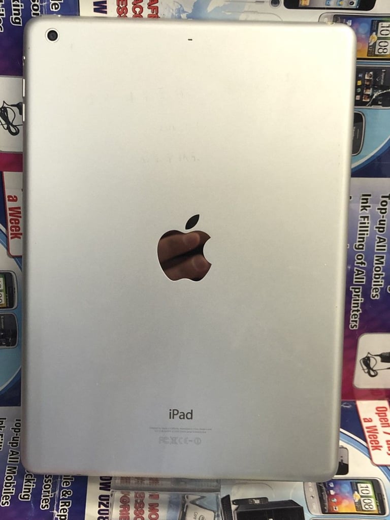 Apple iPad Air A1474 Silver Available for For Spare Parts And Repairs Without LCD Screen