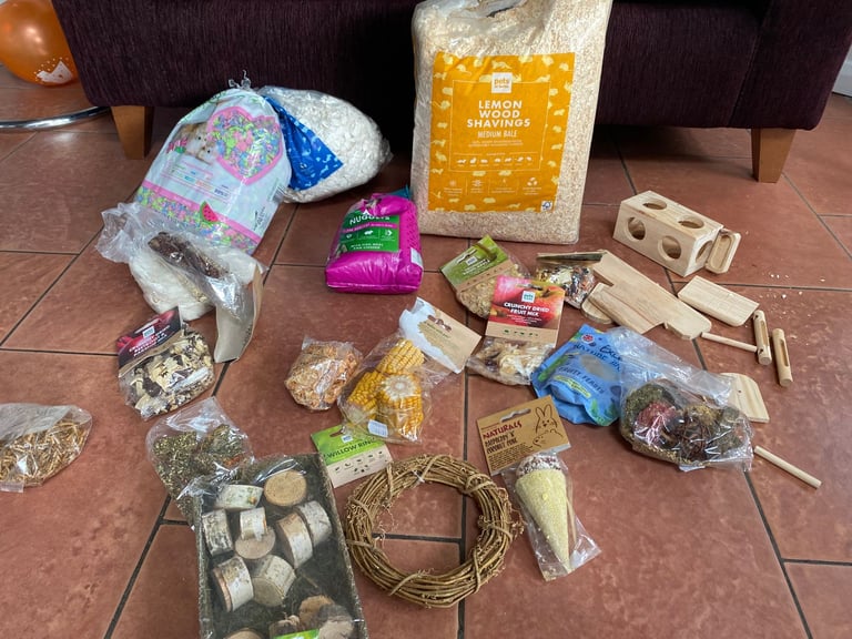 Hamster cage with accessories