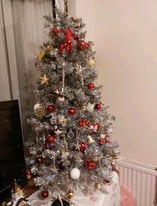 ⭐48" Silver Christmas Tree