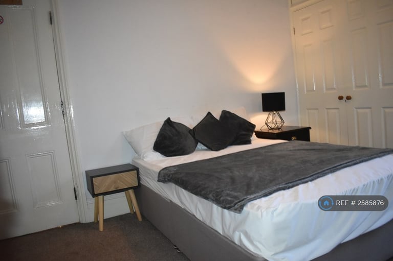 1 bedroom in Honiton Road, Southend-On-Sea, SS1 (#2585876)