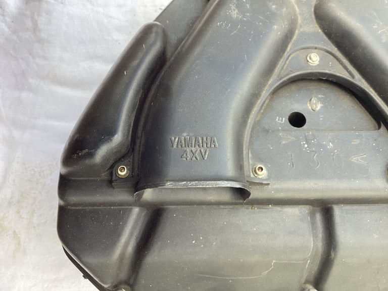 Yamaha R1 4xv airbox 