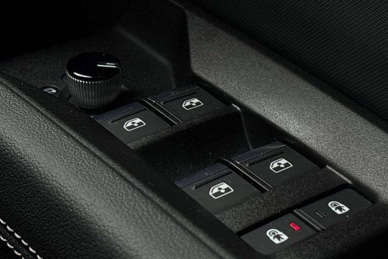 2025 Audi Q4 e-tron 250kW 55 Quattro 82kWh Sport 5dr Auto [Leather] SUV Electric Automatic