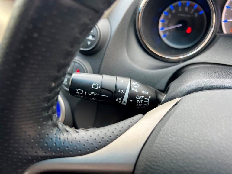 2013 Honda Fit LX HYBRID ELECTRIC Automatic