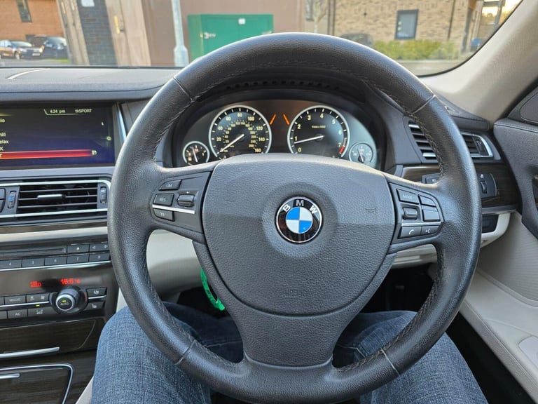 2013 BMW 7 Series 4.4 750Li V8 SE Auto Euro 5 (s/s) 4dr Saloon Petrol Automatic