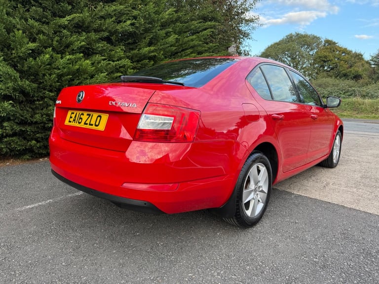 2016 Skoda Octavia 1.6 TDI SE DSG Euro 6 (s/s) 5dr HATCHBACK Diesel Automatic
