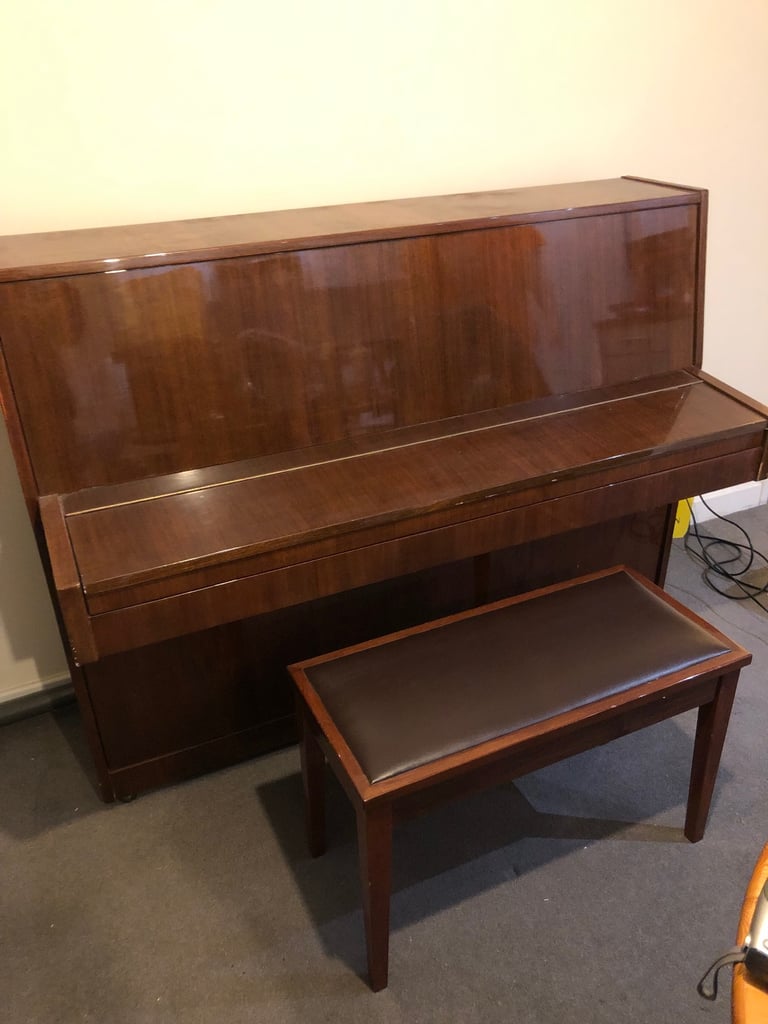 Monington & Weston Piano