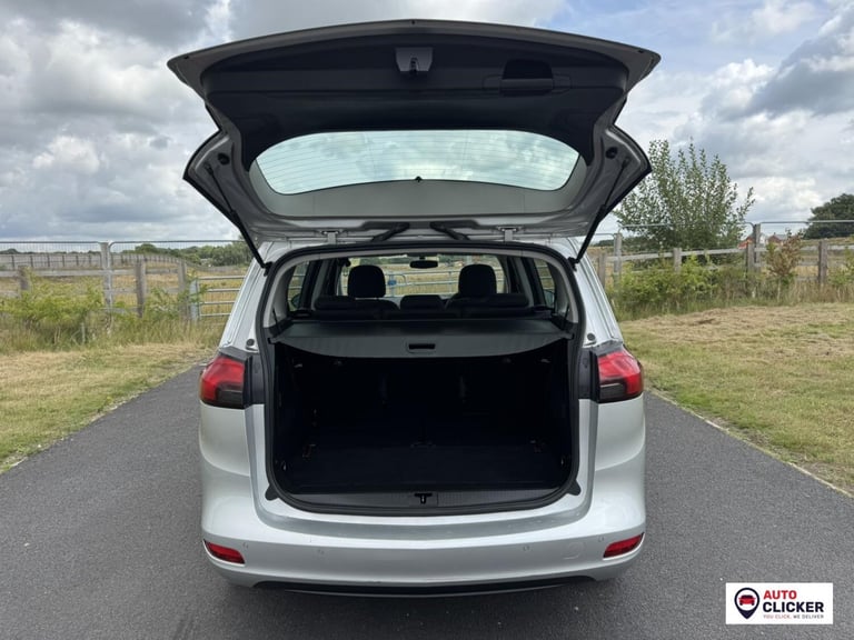 2017 Vauxhall Zafira Tourer 1.6 CDTi ecoFLEX Design MPV 5dr Diesel Manual Euro 6 (s/s) (134 ps) M...