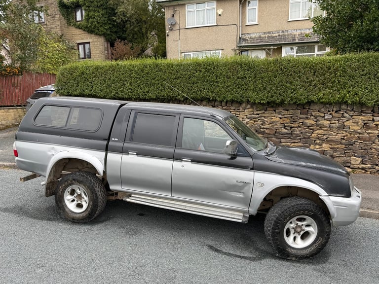 2002 Mitsubishi L200 Double Cab DI-D 4Life 4WD 134Bhp Double Cab Pick-up  Diesel Manual