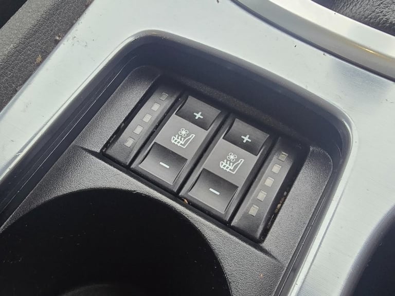 2011 Ford Mondeo 2.0T EcoBoost Titanium X Hatchback 5dr Petrol Powershift Euro 5 (203 ps) Hatchba...