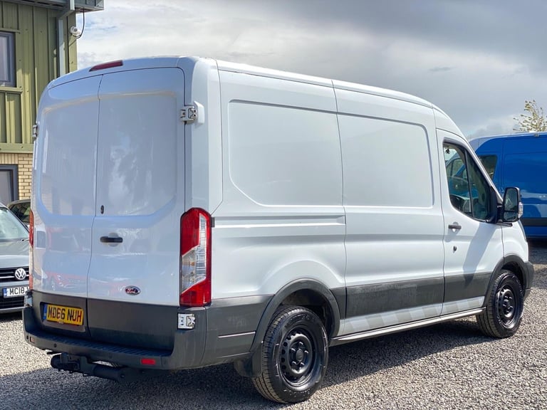 2017 Ford Transit 2.0 350 EcoBlue RWD L2 H2 Euro 6 5dr PANEL VAN Diesel Manual