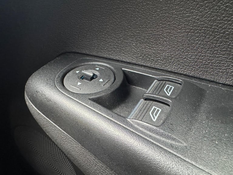 2022 Ford Transit Courier 1.0 EcoBoost Limited L1 Euro 6 5dr PANEL VAN Petrol Manual