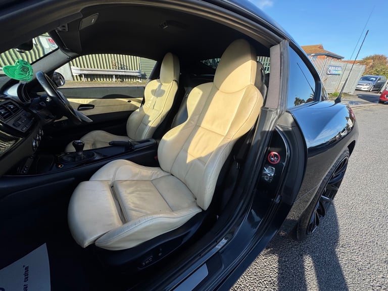 2009 BMW Z4 3.0si SE 2dr / RARE COUPE / ONE OF THE LAST Z4 COUPES PRODUCED