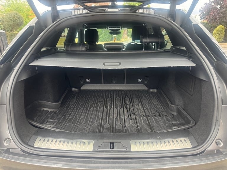 2018 Land Rover Range Rover Velar D240 R-Dynamic SE SUV Diesel Automatic