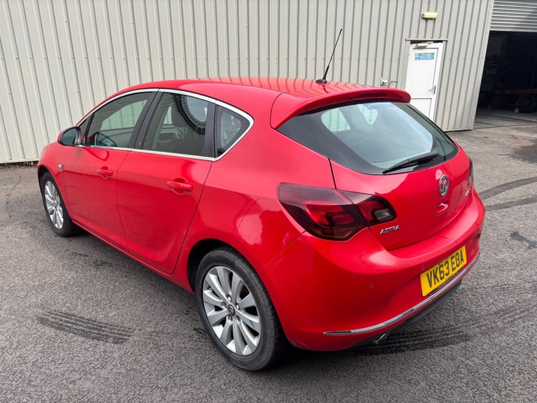 Vauxhall, ASTRA ELITE 2.0 CDTI 5dr manual Hatchback # GREAT VALUE #