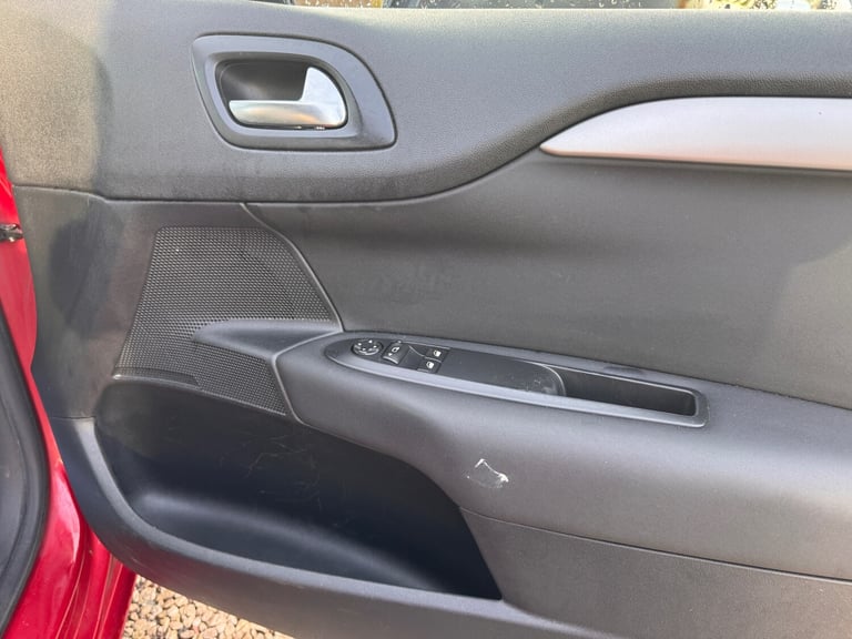 2015 Citroen C4 1.6 BlueHDi Feel 5dr HATCHBACK Diesel Manual